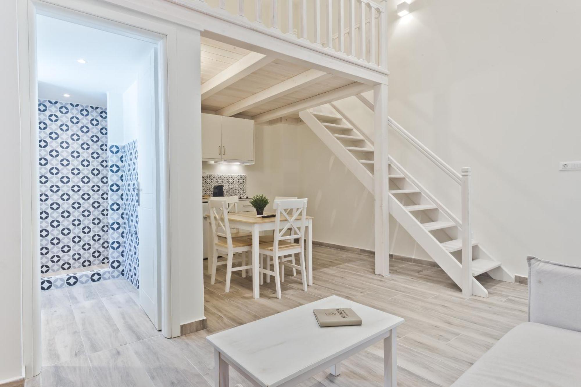 Posidonia Luxury Suites Kárpathosz Kültér fotó